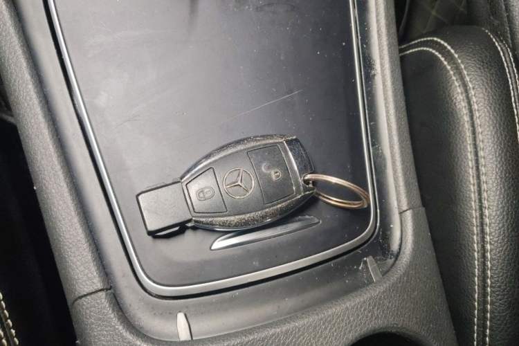 Used Mercedes-Benz GLA 2018 GLA 200 Fashion Model Vehicle Key