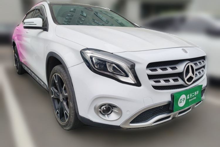 Used Mercedes-Benz GLA 2018 GLA 220 4MATIC Sport Edition Front Right 45 Deg