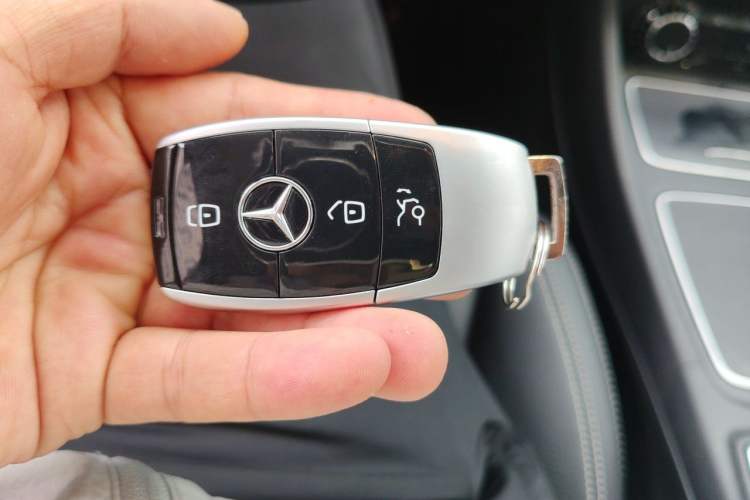 Used Mercedes-Benz GLA 2018 GLA 220 4MATIC Sport Edition Vehicle Key