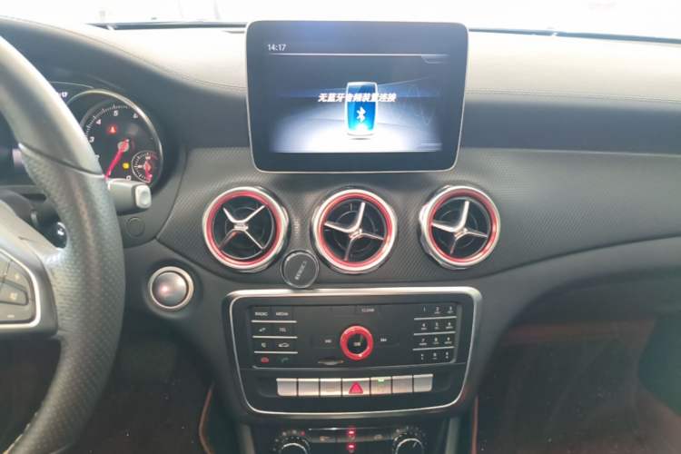 Used Mercedes-Benz GLA 2018 GLA 200 Fashion Model Audio And AC Panel