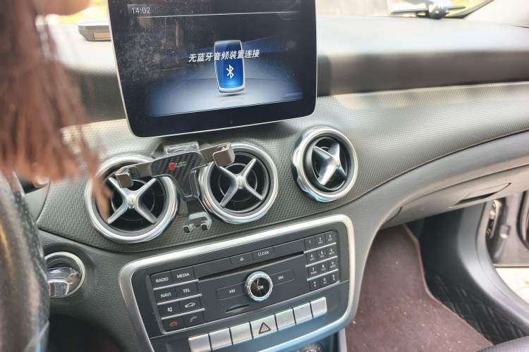 Used Mercedes-Benz GLA 2018 GLA 200 Sport Edition Audio And AC Panel