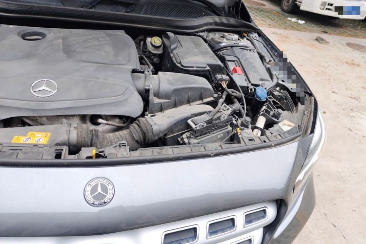 Used Mercedes-Benz GLA 2018 GLA 200 Sport Edition Engine Bay Left