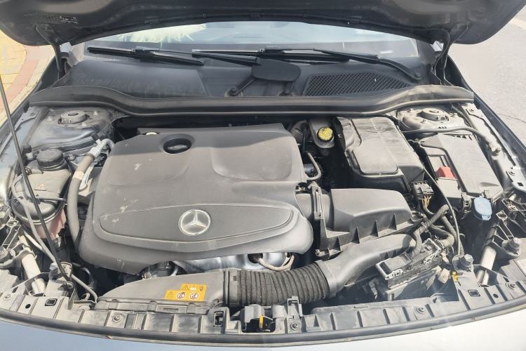 Used Mercedes-Benz GLA 2018 GLA 200 Sport Edition Engine Bay
