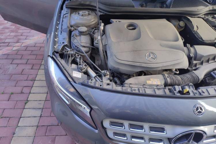 Used Mercedes-Benz GLA 2018 GLA 200 Sport Edition Engine Bay Right