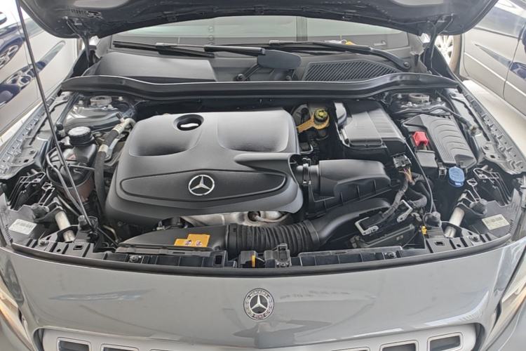 Used Mercedes-Benz GLA 2018 GLA 200 Sport Edition Engine Bay