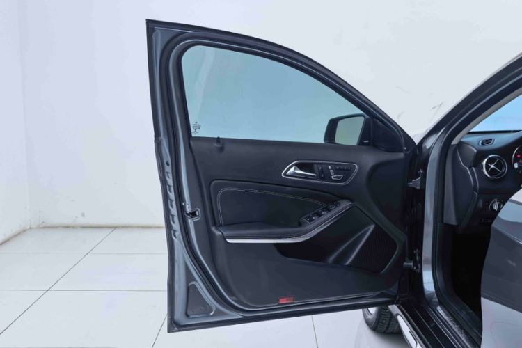 Used Mercedes-Benz GLA 2018 GLA 200 Sport Edition Exterior 5
