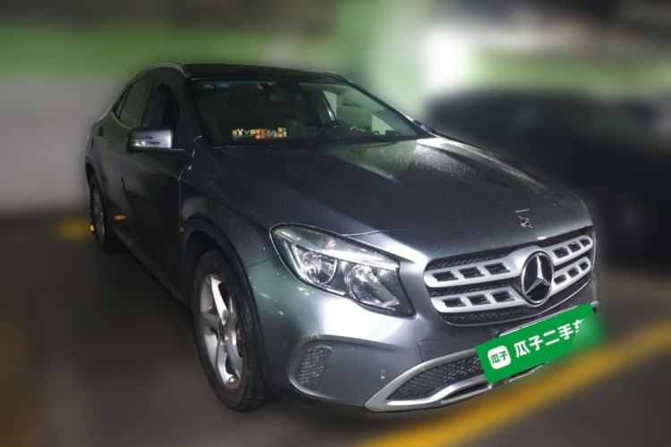 Used Mercedes-Benz GLA 2018 GLA 200 Sport Edition Front Right 45 Deg
