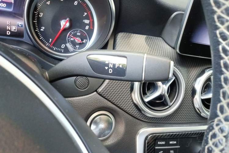 Used Mercedes-Benz GLA 2018 GLA 200 Sport Edition Gear Lever