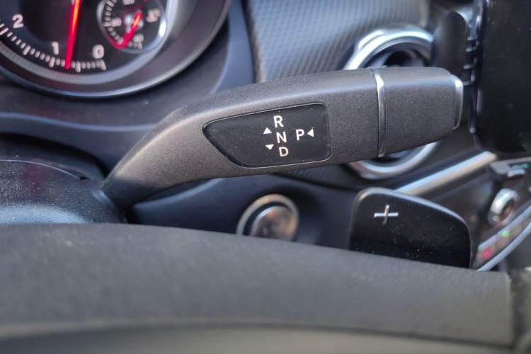 Used Mercedes-Benz GLA 2018 GLA 200 Sport Edition Gear Lever