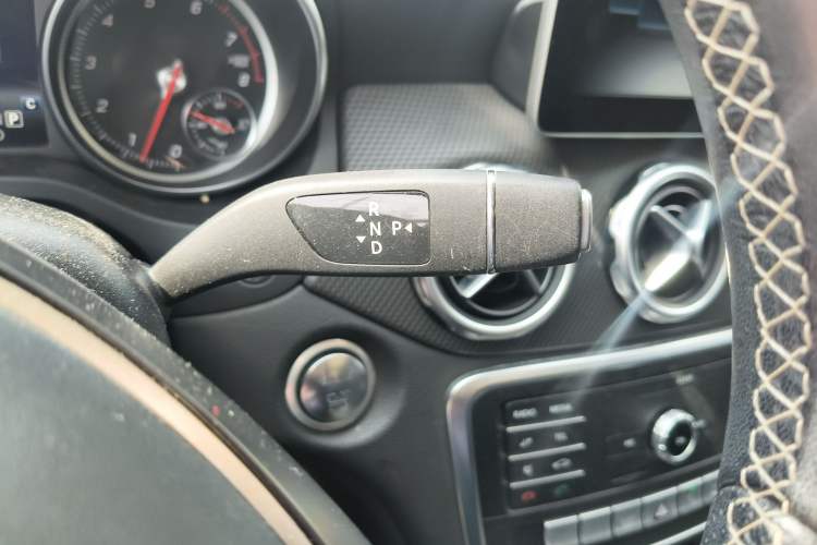 Used Mercedes-Benz GLA 2018 GLA 200 Sport Edition Gear Lever