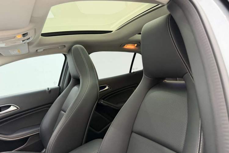 Used Mercedes-Benz GLA 2018 GLA 200 Fashion Model Headliner