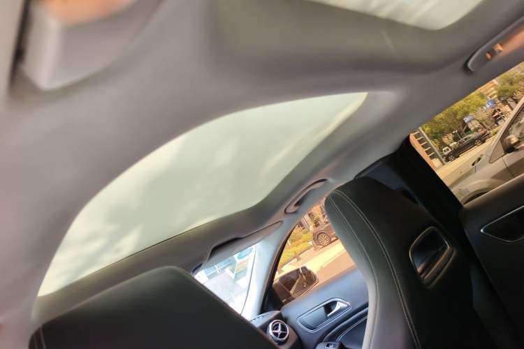 Used Mercedes-Benz GLA 2018 GLA 200 Sport Edition Headliner