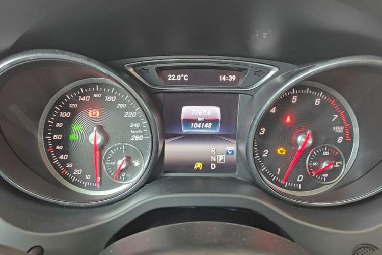 Used Mercedes-Benz GLA 2018 GLA 200 Sport Edition Instrument Cluster