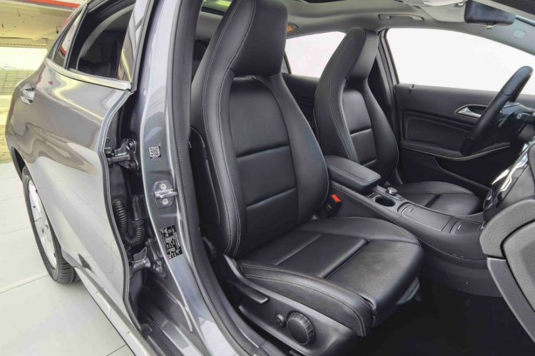 Used Mercedes-Benz GLA 2018 GLA 200 Sport Edition Interior 1