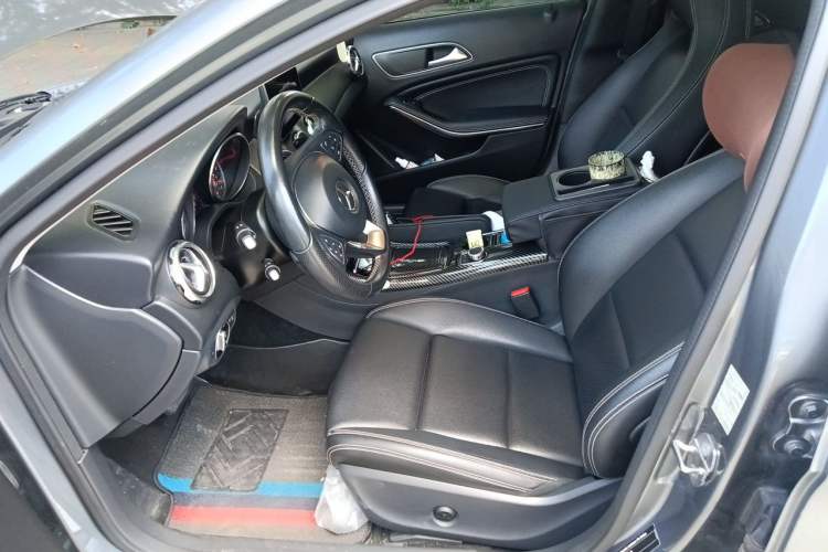 Used Mercedes-Benz GLA 2018 GLA 200 Sport Edition Left Front Seat