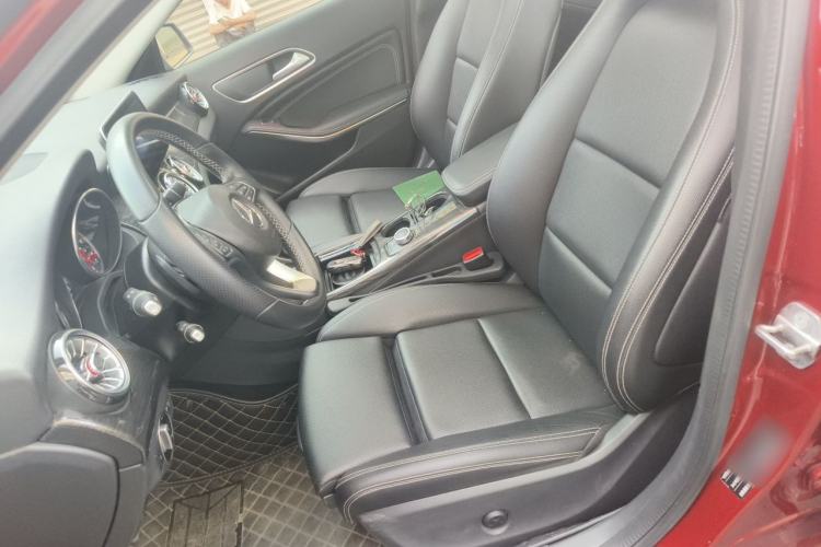 Used Mercedes-Benz GLA 2018 GLA 200 Sport Edition Left Front Seat