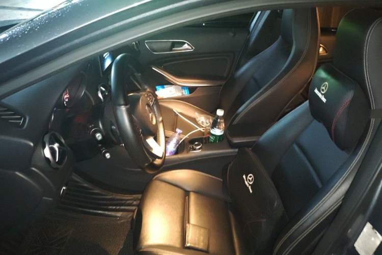 Used Mercedes-Benz GLA 2018 GLA 200 Sport Edition Left Front Seat