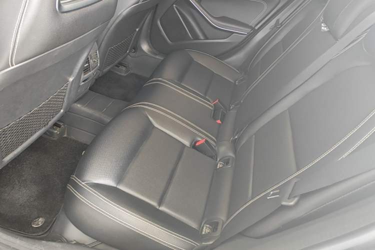 Used Mercedes-Benz GLA 2018 GLA 200 Sport Edition Left Rear Seat