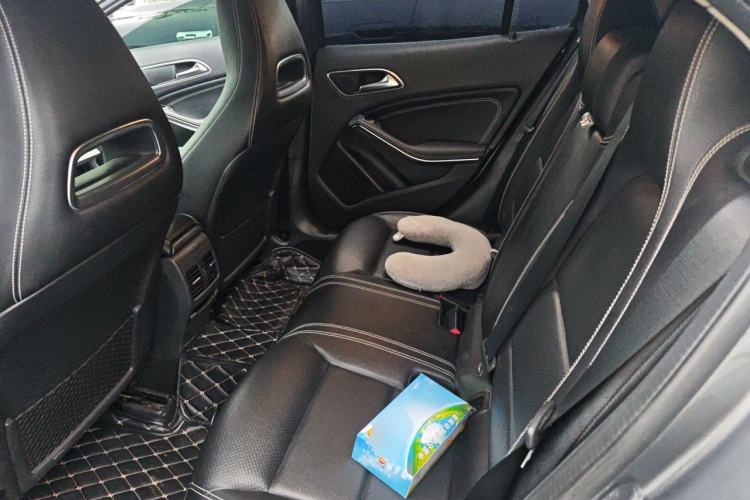 Used Mercedes-Benz GLA 2018 GLA 200 Fashion Model Left Rear Seat
