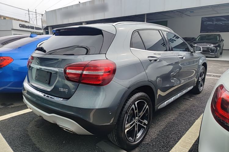 Used Mercedes-Benz GLA 2018 GLA 200 Fashion Model Rear Right 45 Deg