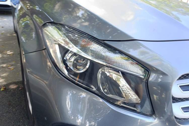 Used Mercedes-Benz GLA 2018 GLA 200 Sport Edition Right Front Headlight