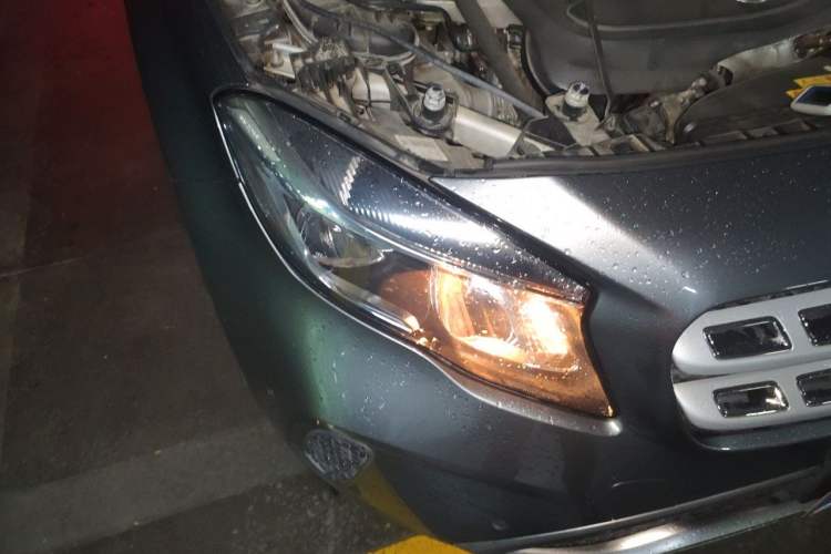 Used Mercedes-Benz GLA 2018 GLA 200 Sport Edition Right Front Headlight