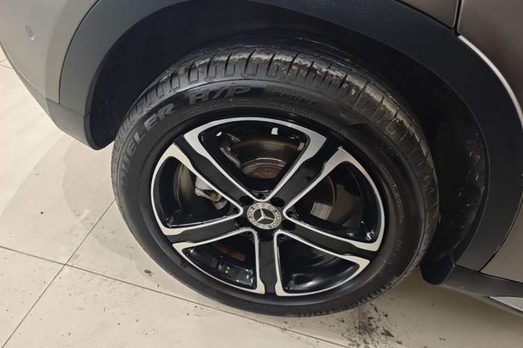 Used Mercedes-Benz GLA 2018 GLA 200 Fashion Model Right Rear Wheel Hub