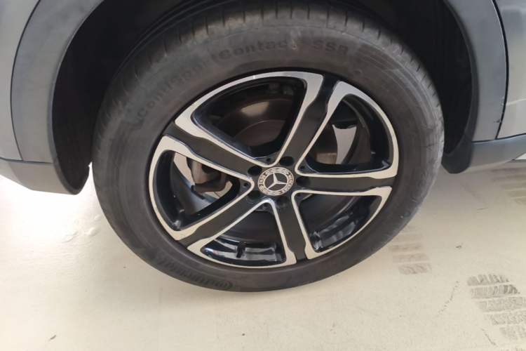 Used Mercedes-Benz GLA 2018 GLA 200 Fashion Model Right Rear Wheel Hub