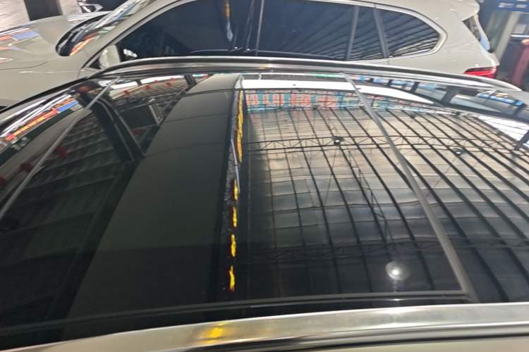 Used Mercedes-Benz GLA 2018 GLA 200 Fashion Model Roof