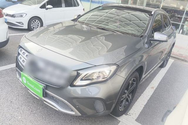Mercedes-Benz GLA 2018 GLA 200 Fashion Model usado