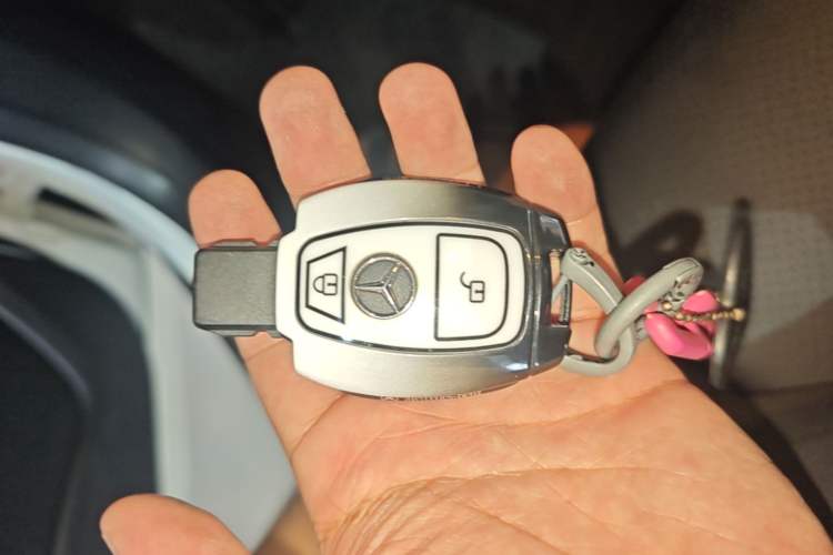 Used Mercedes-Benz GLA 2018 GLA 200 Fashion Model Vehicle Key