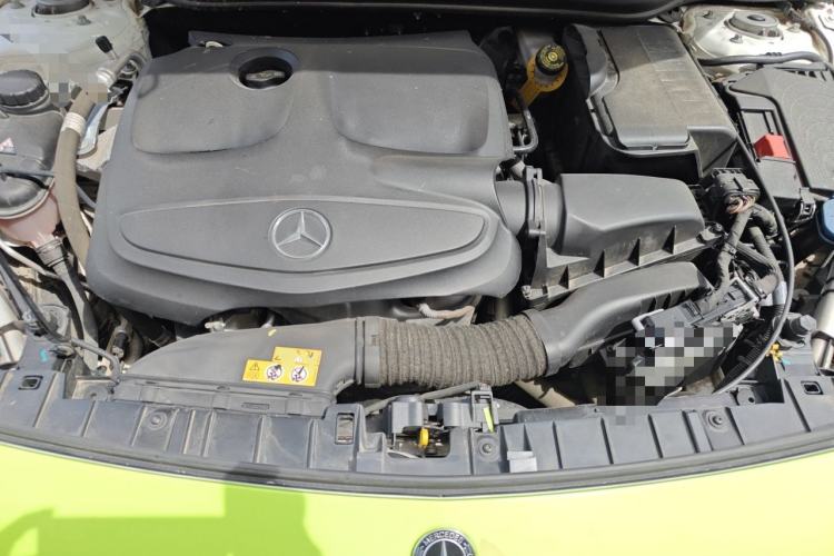 Used Mercedes-Benz GLA 2018 GLA 200 Fashion Model Engine Bay