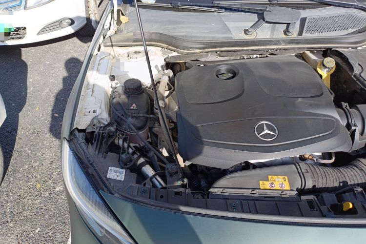 Used Mercedes-Benz GLA 2018 GLA 200 Sport Edition Engine Bay Right