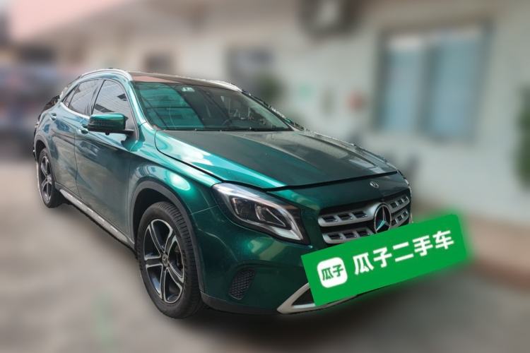 Used Mercedes-Benz GLA 2018 GLA 200 Fashion Model Front Right 45 Deg