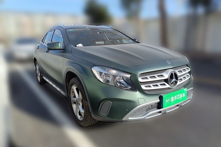 Used Mercedes-Benz GLA 2018 GLA 200 Sport Edition Front Right 45 Deg