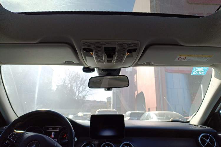 Used Mercedes-Benz GLA 2018 GLA 200 Sport Edition Headliner