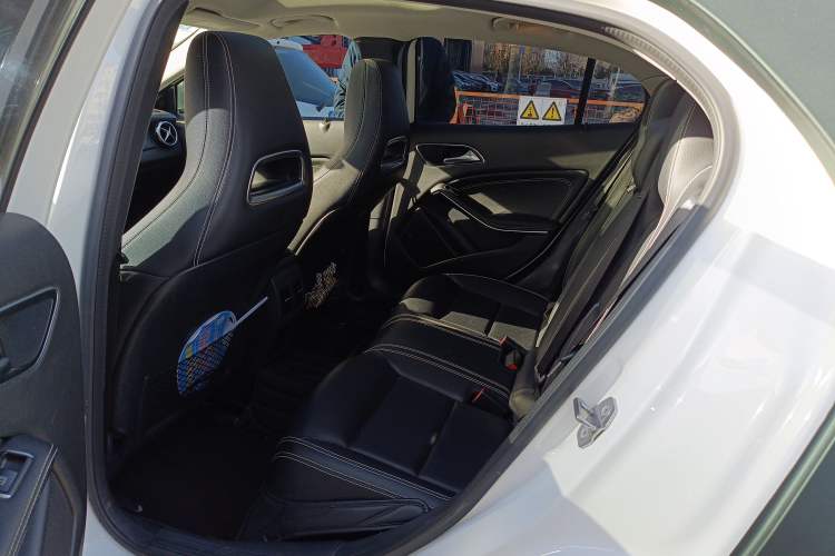 Used Mercedes-Benz GLA 2018 GLA 200 Sport Edition Left Rear Seat
