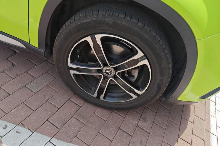Used Mercedes-Benz GLA 2018 GLA 200 Fashion Model Right Front Wheel Hub