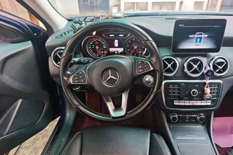 Used Mercedes-Benz GLA 2018 GLA 200 Fashion Model Steering Wheel