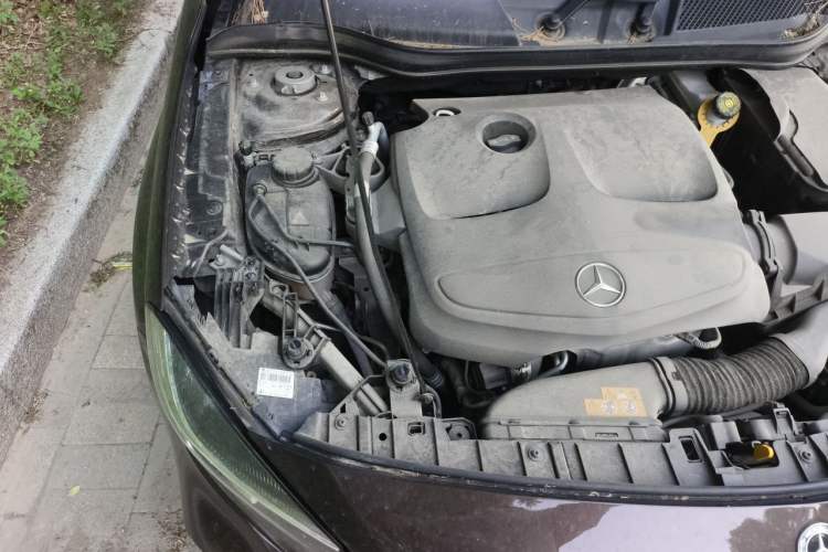 Used Mercedes-Benz GLA 2018 GLA 200 Sport Edition Engine Bay Right
