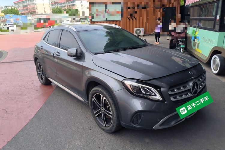 Used Mercedes-Benz GLA 2018 GLA 200 Fashion Model Front Right 45 Deg