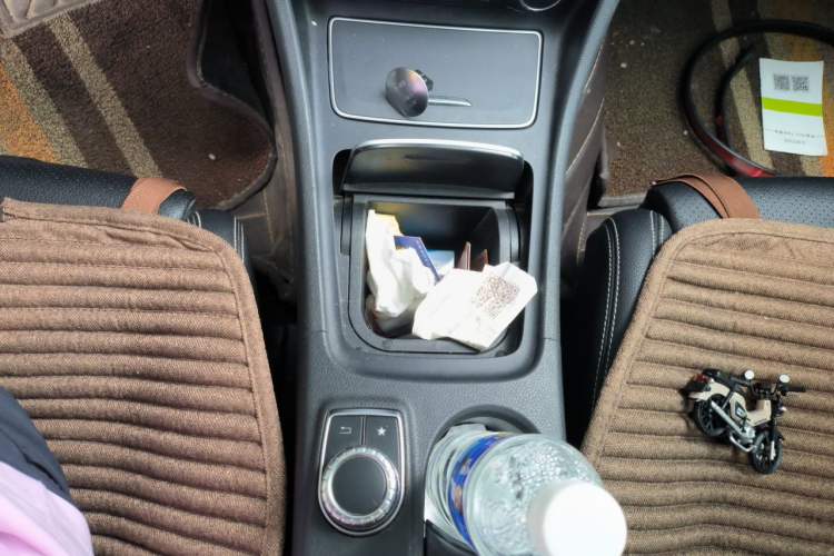 Used Mercedes-Benz GLA 2018 GLA 200 Fashion Model Gear Lever