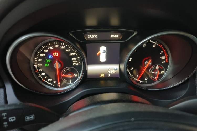 Used Mercedes-Benz GLA 2018 GLA 200 Sport Edition Instrument Cluster