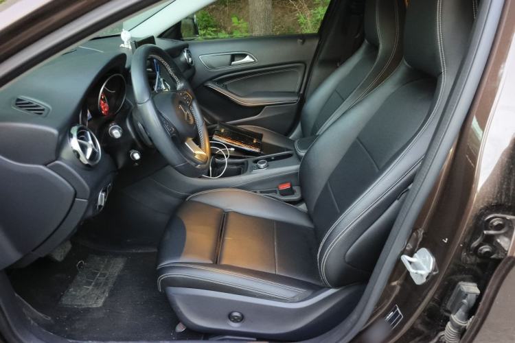 Used Mercedes-Benz GLA 2018 GLA 200 Sport Edition Left Front Seat