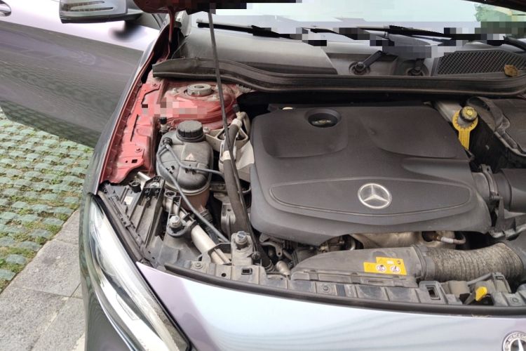 Used Mercedes-Benz GLA 2018 GLA 200 Fashion Model Engine Bay Right