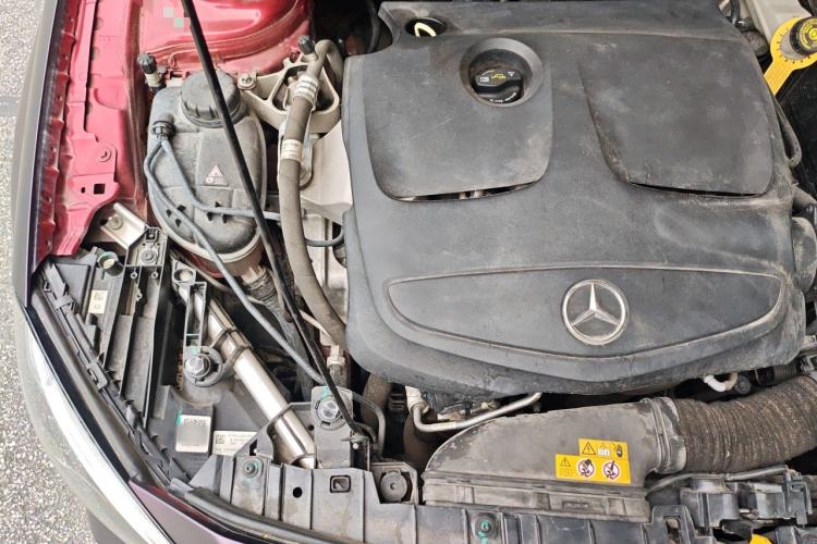 Used Mercedes-Benz GLA 2018 GLA 200 Fashion Model Engine Bay Right