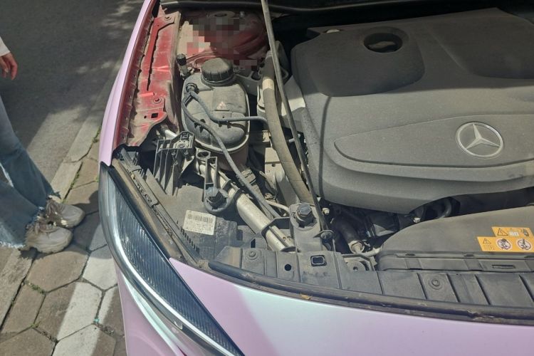Used Mercedes-Benz GLA 2018 GLA 200 Sport Edition Engine Bay Right