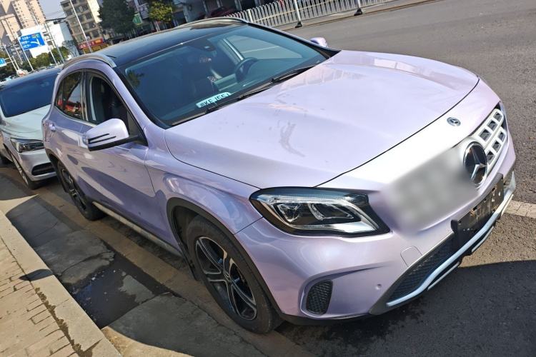 Used Mercedes-Benz GLA 2018 GLA 200 Fashion Model Front Right 45 Deg