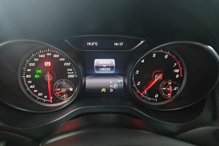 Used Mercedes-Benz GLA 2018 GLA 200 Sport Edition Instrument Cluster