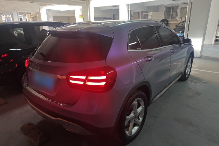 Used Mercedes-Benz GLA 2018 GLA 200 Sport Edition Rear Right 45 Deg